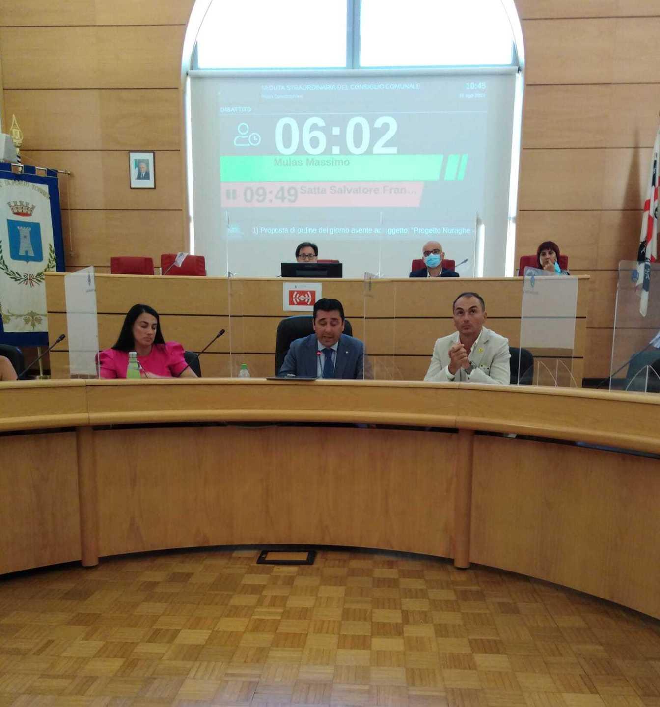 Il sindaco risponde a Cermelli: «Presto bandiremo i concorsi» 