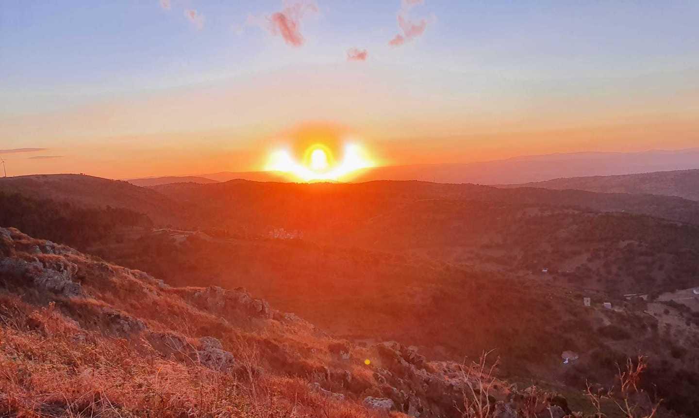 Se il tramonto disegna un angelo