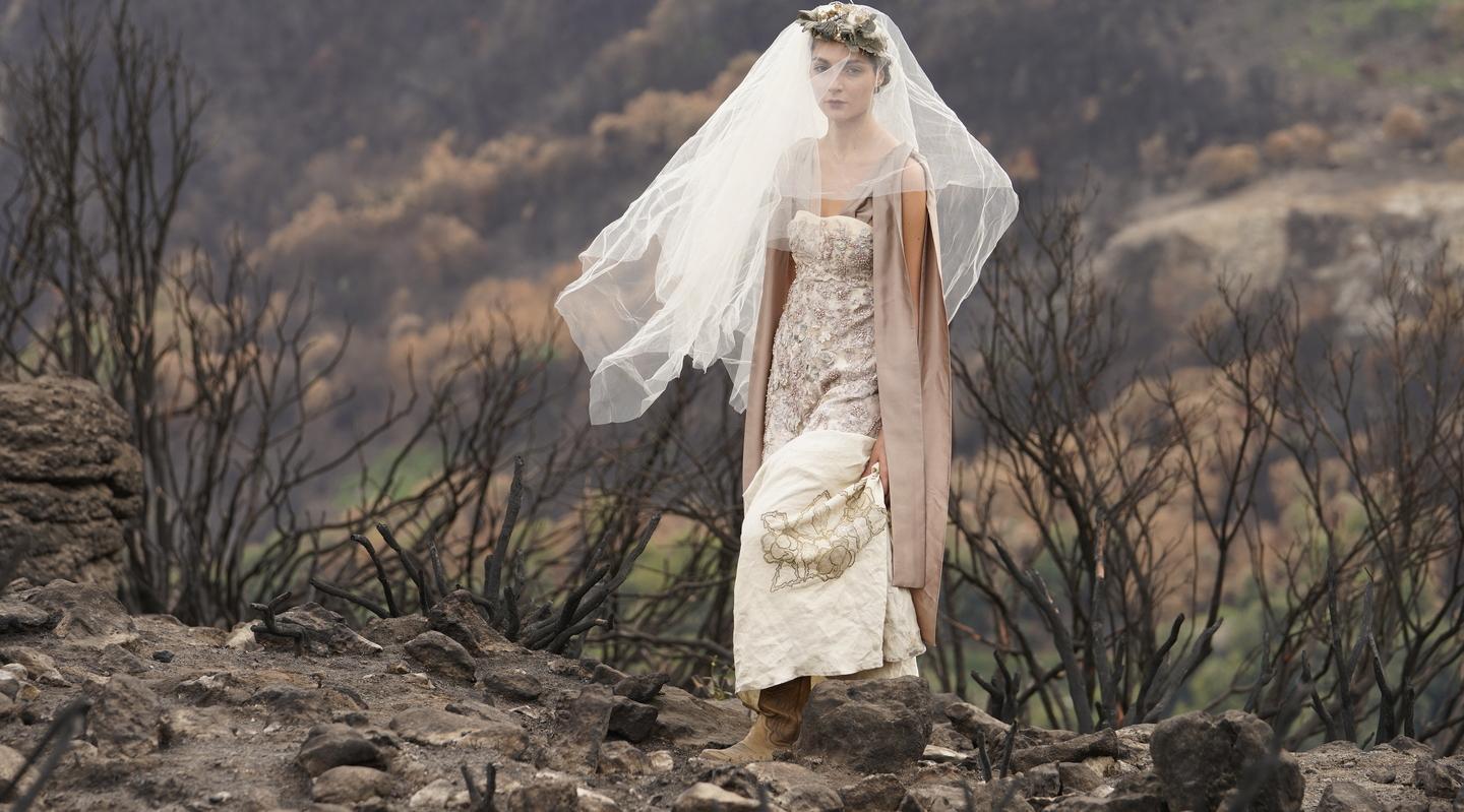 Marras, i colori dei roghi nella nuova collezione 