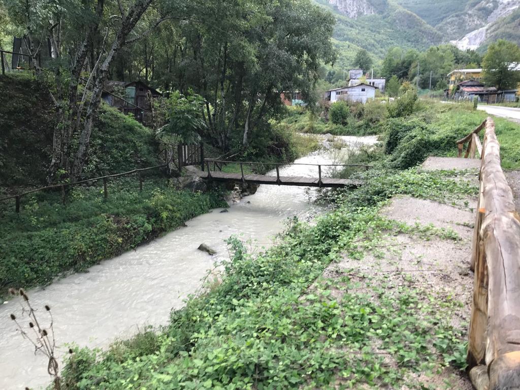 il torrente Acqua Bianca nei pressi di Gorfigliano