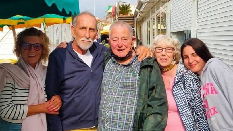 Da trent’anni in viaggio col treno dall’Inghilterra a Lido di Camaiore