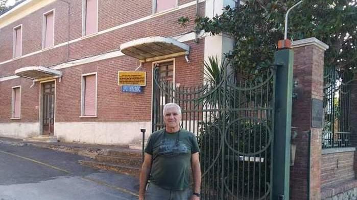 Luciano Serafinelli, l’ultimo dipendente rimasto nell’ex polverificio di Orbetello Scalo