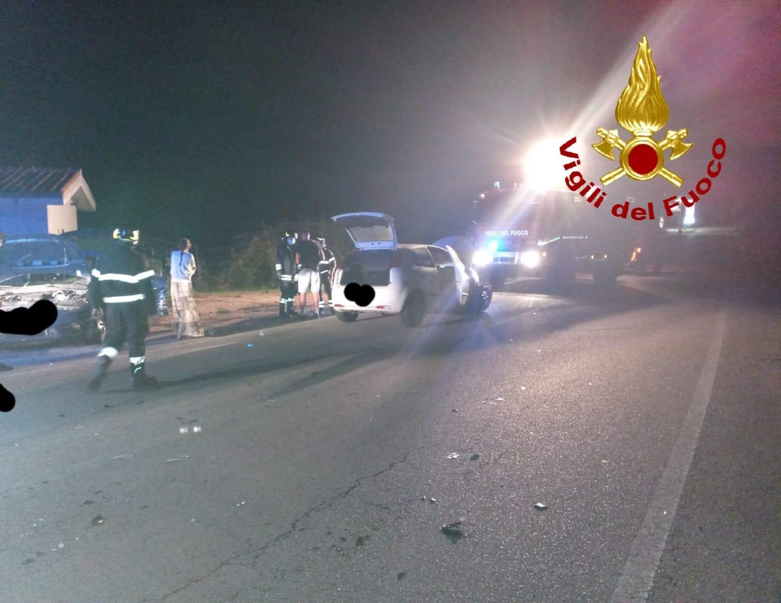 Schianto al bivio di Baia Sardinia, un ferito