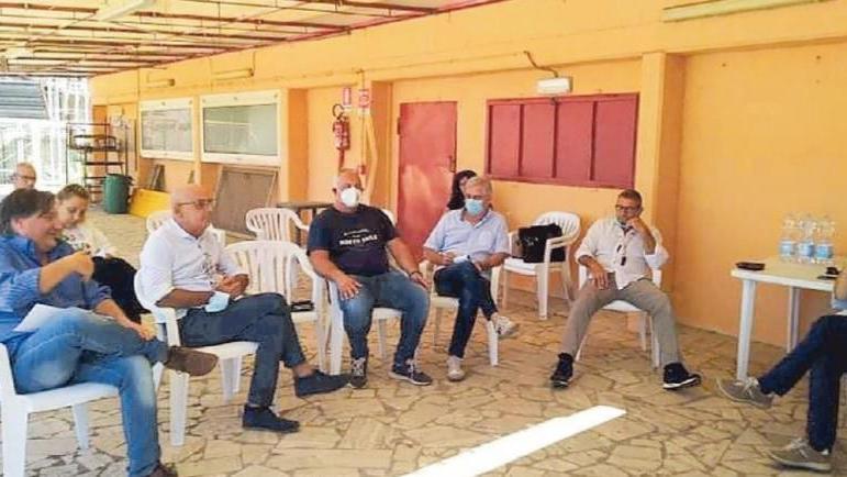 Un momento dell'incontro per parlare delle criticità legate al fiume Albegna