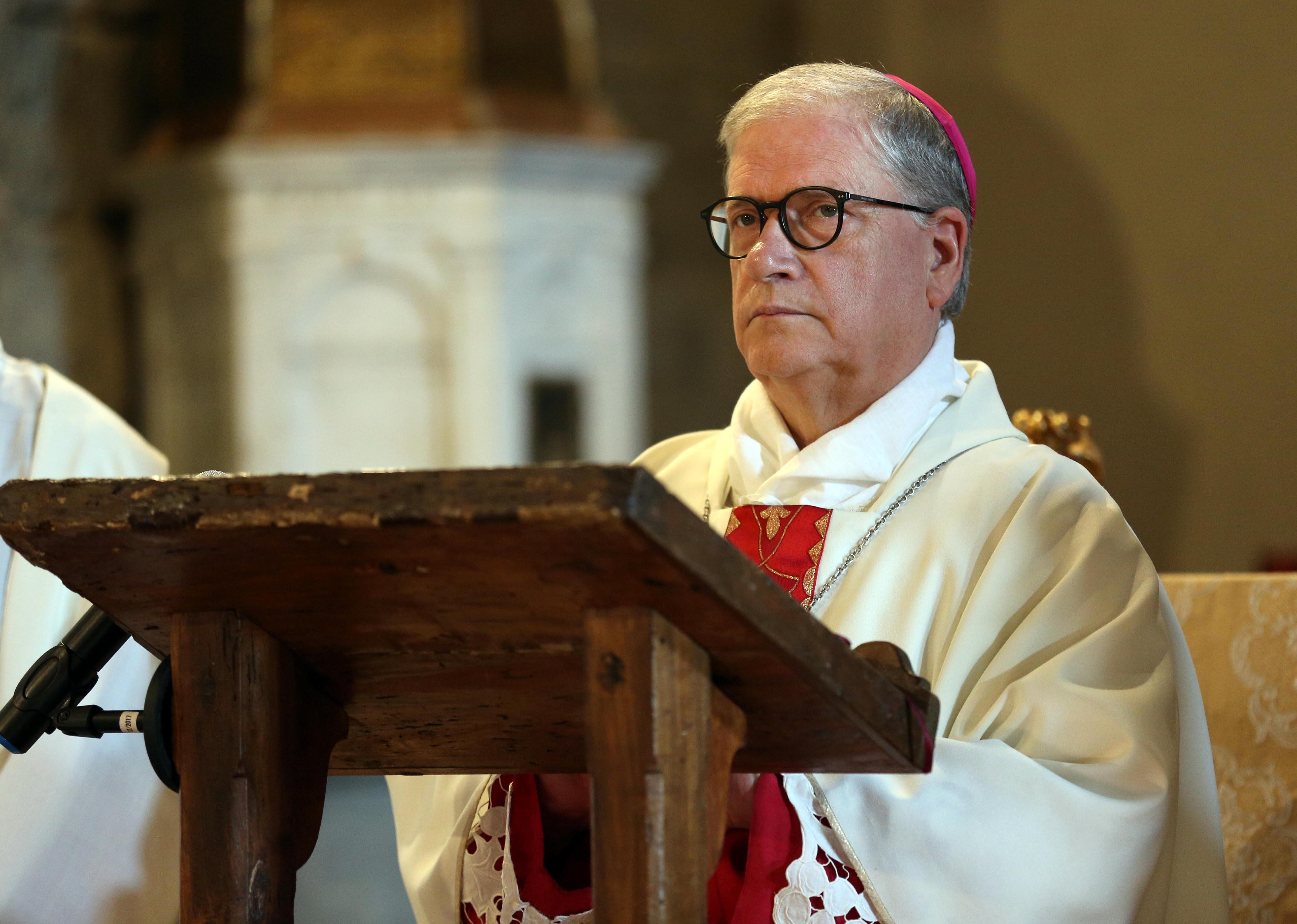 Il vescovo di Pistoia, monsignor Fausto Tardelli