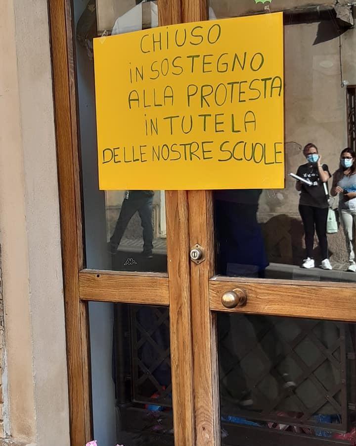 Laconi «Se non volete pluriclassi rinunciate al tempo pieno»