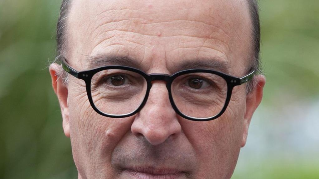Comitato, ordine e legali tutti contro Mario Nieddu
