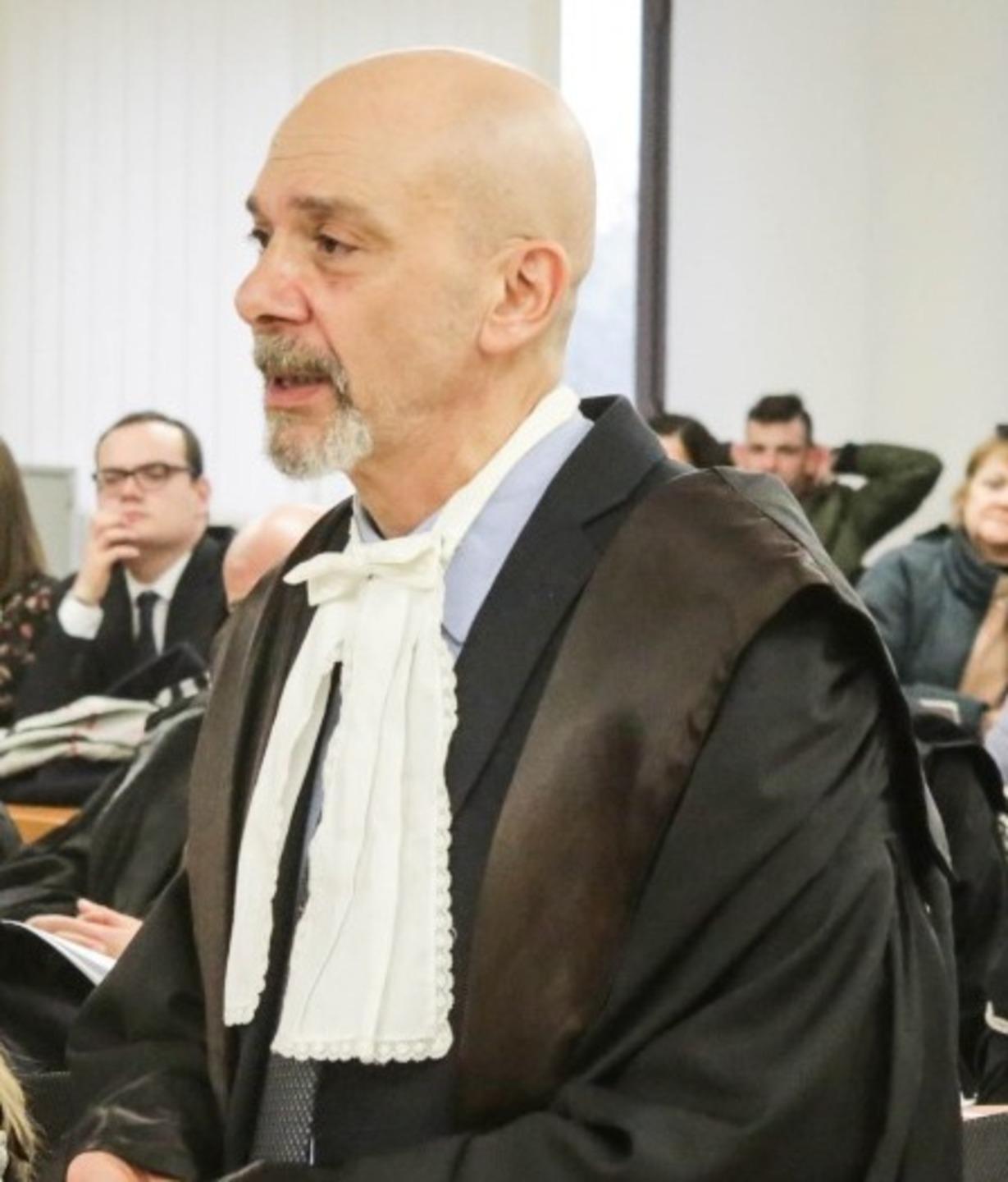 «Condannate i due neurologi» 