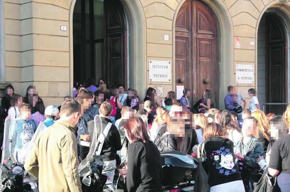 A Livorno cinque classi sono già in quarantena 
