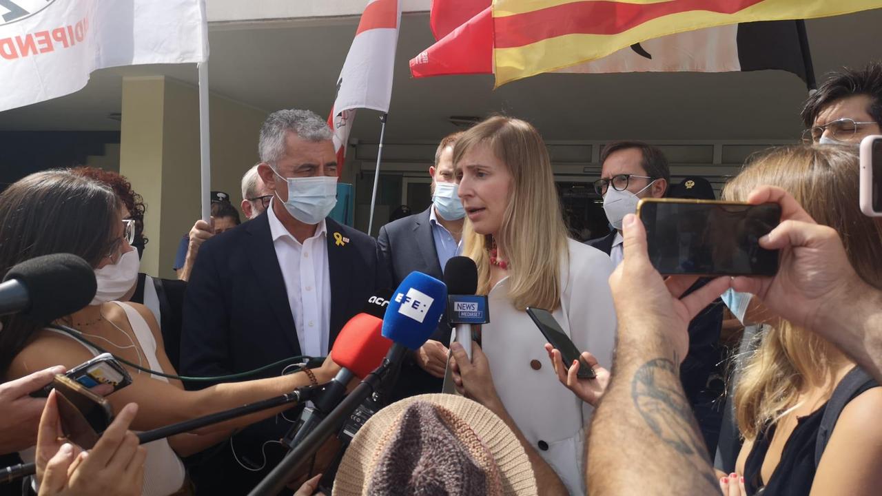 Victoria Alsina "ministra" del governo catalano ad Alghero col sindaco Mario Conoci (foto Mauro Chessa)