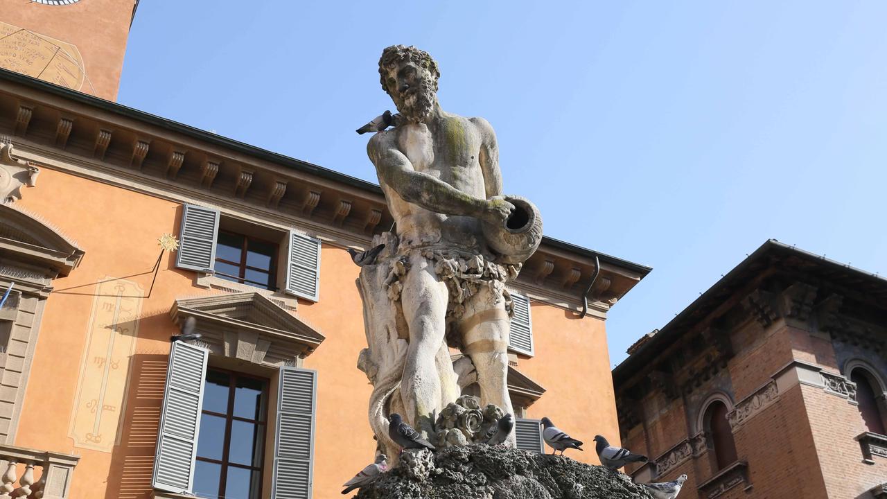 Furti durante gli aperitivi: «Sono gruppi di ragazzini»