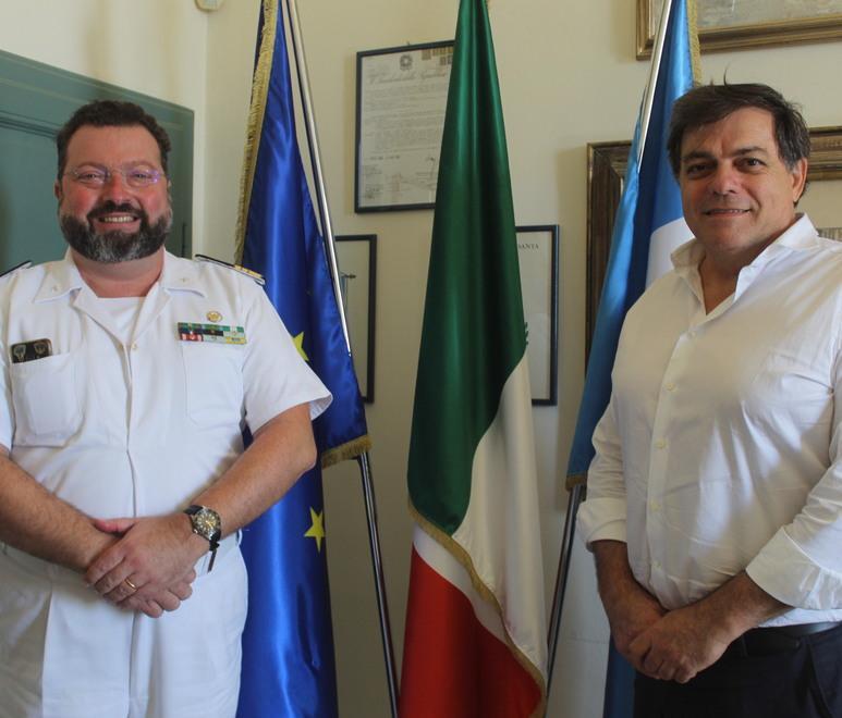 Capitaneria, il comandante Russo in Comune