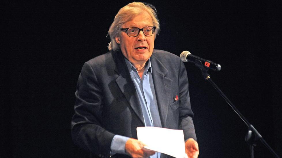 Sgarbi e Al Bano contestati lasciano il palco dell’Arena 