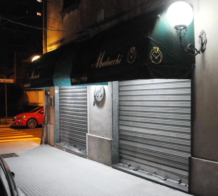 Colpo in gioielleria da 100mila euro Condannati cinque imputati