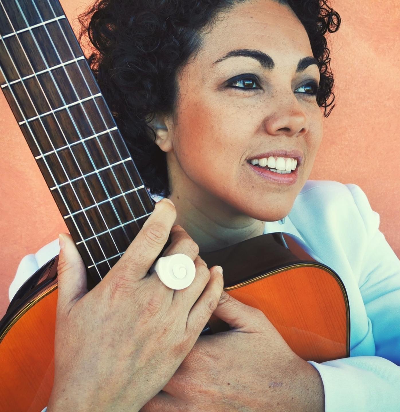 Stasera al Musmat di via Roma il concerto di Carol Mello