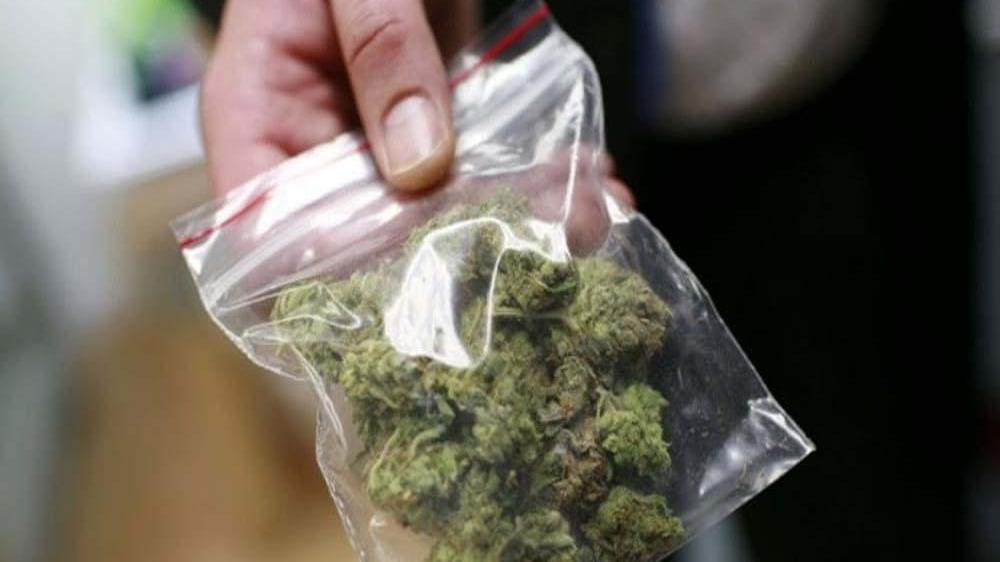 Reggio Emilia: dipendente di un supermercato arrestato per spaccio di droga