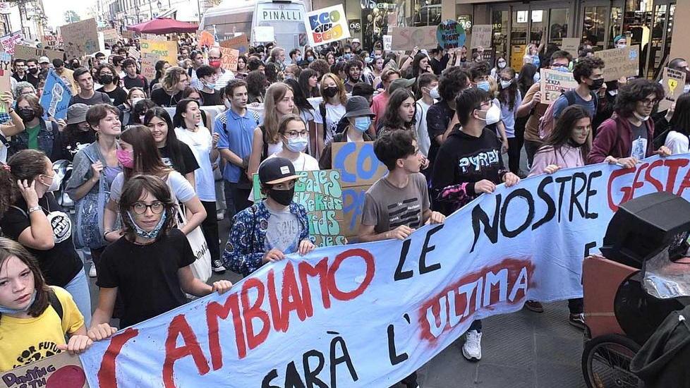 I giovani ai potenti della Terra: «Difendiamo il nostro pianeta»