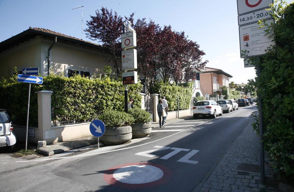Si spengono i varchi del centro cittadino per un cambio di sistema