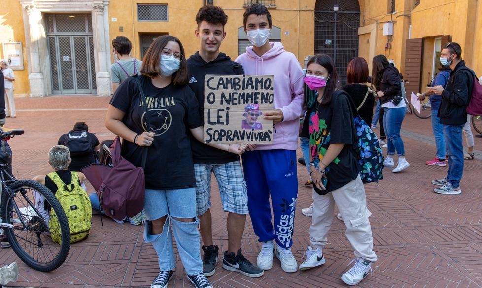 I “Fridays” puntano alla scuola: deve dare spazio ai nostri temi