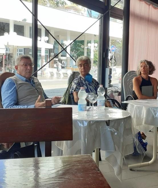 Nuovo esposto per i pini «Per ogni abbattimento il Comune va in giudizio»