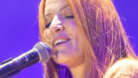 Noemi in piazza Guercino Domani finale con Cevoli
