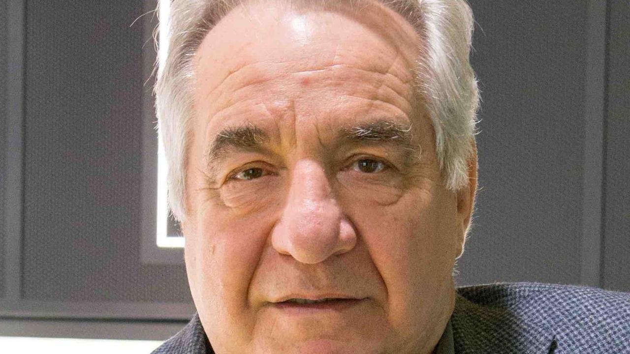 Serrande abbassate in città «Un grido di indignazione»