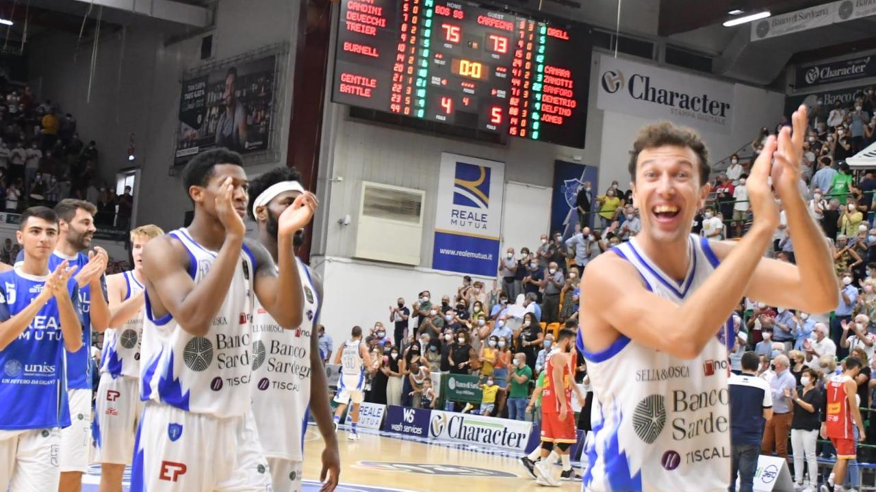 Dinamo vittoriosa al Palaserradimigni (foto Mauro Chessa)