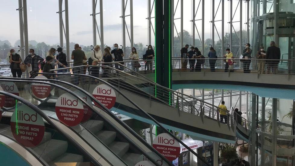 Vaccino, che spettacolo: pienone all’Uci Cinema nel giorno dell’open day