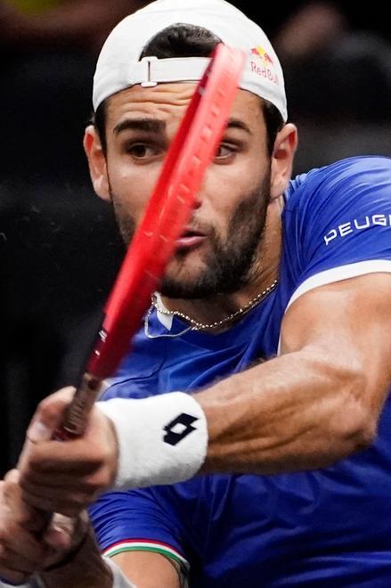 Laver Cup, Berrettini piega l’amico Aliassime