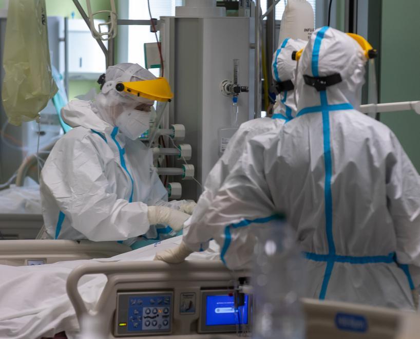 Il reparto Covid è pieno di non vaccinati Un esercito di mezza età senza protezione 