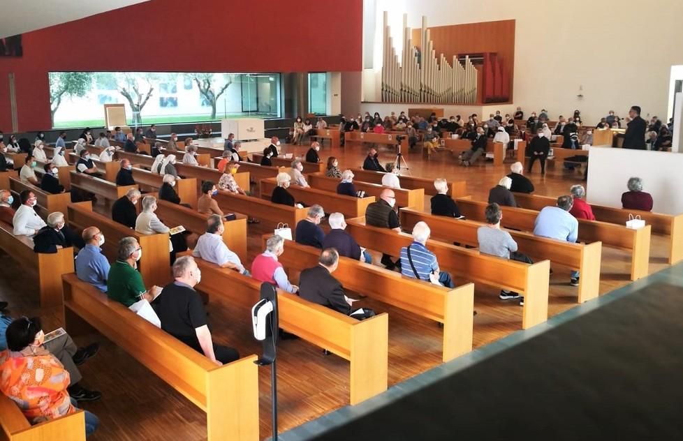 Don Erio detta la linea: «Giovani e ambiente» 
