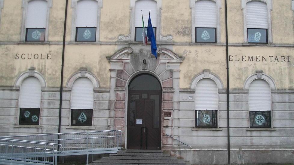 Un futuro per le ex elementari Idea cooperativa di comunità 
