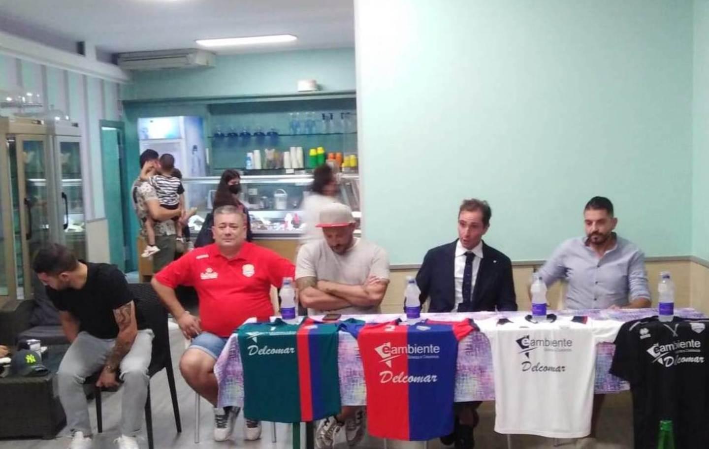 Rossoblù all’esordio con l’Oschirese 