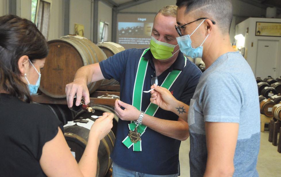 Le acetaie modenesi si aprono e svelano i segreti per produrre il miglior Balsamico 