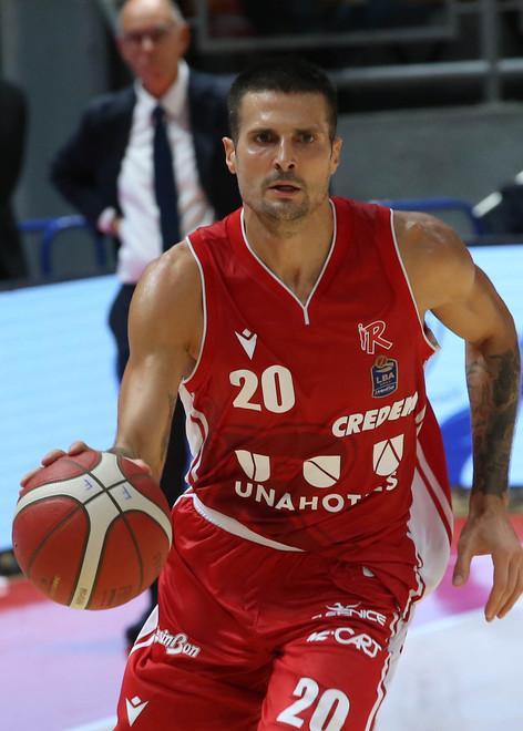 Doppia doppia per Hopkins Cincia brilla