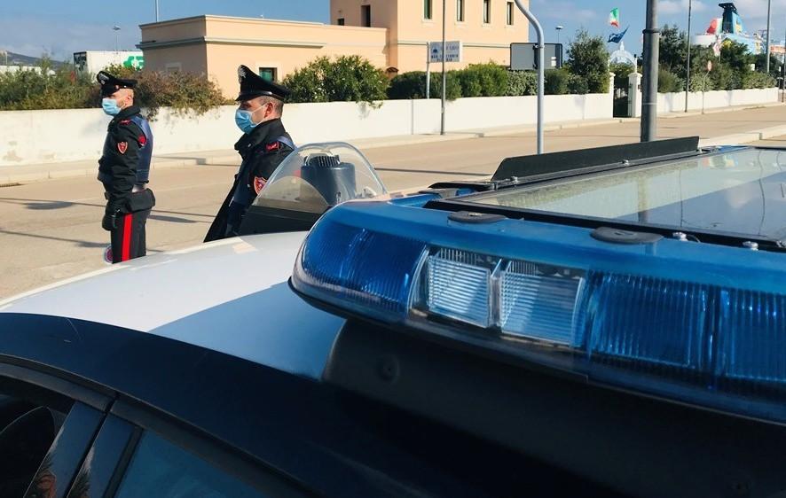 Cocaina in tasca, denunciato 27enne 