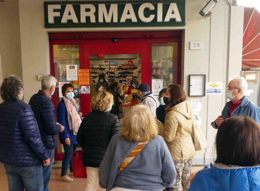 Vaccini in farmacia, l’Afm parte nel 2022 