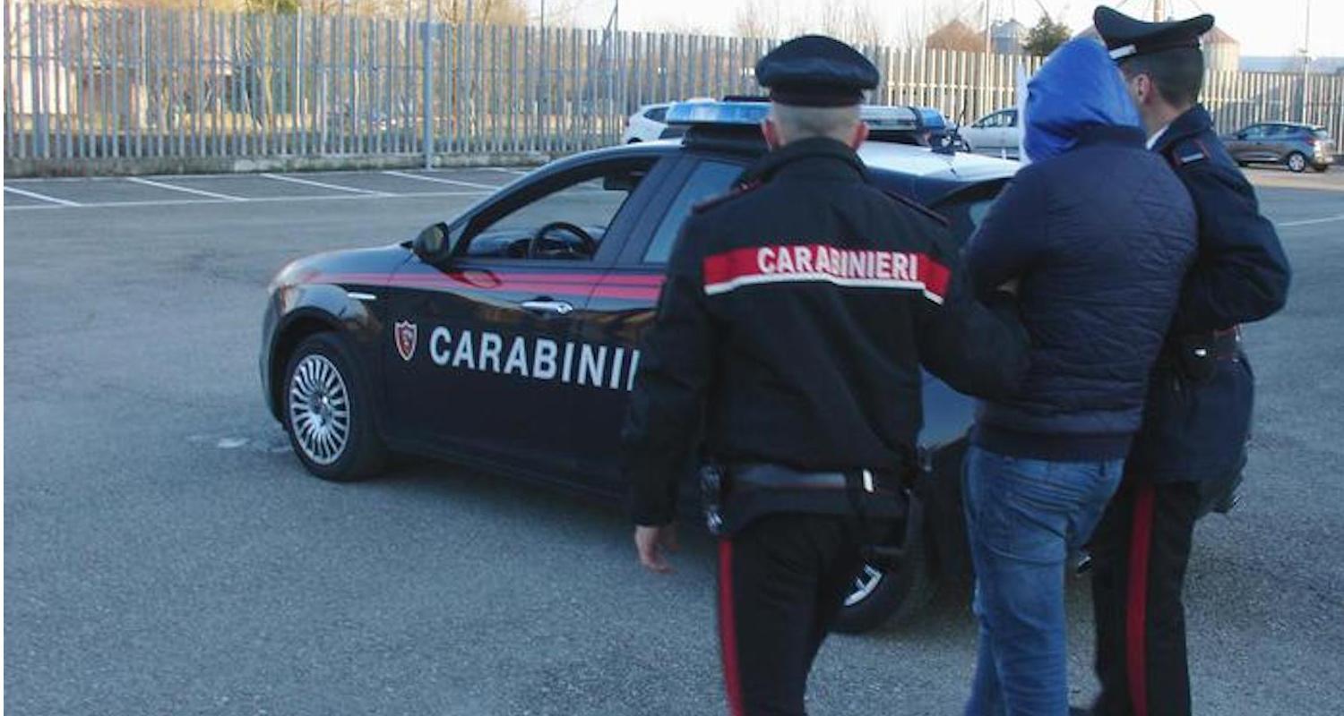 Doveva andare in carcere ma non lo sapeva: arrestato nel pronto moda
