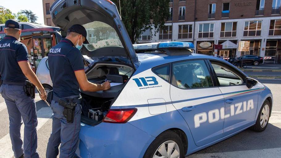 “Scortato” dalla Polizia per tornare a casa sua