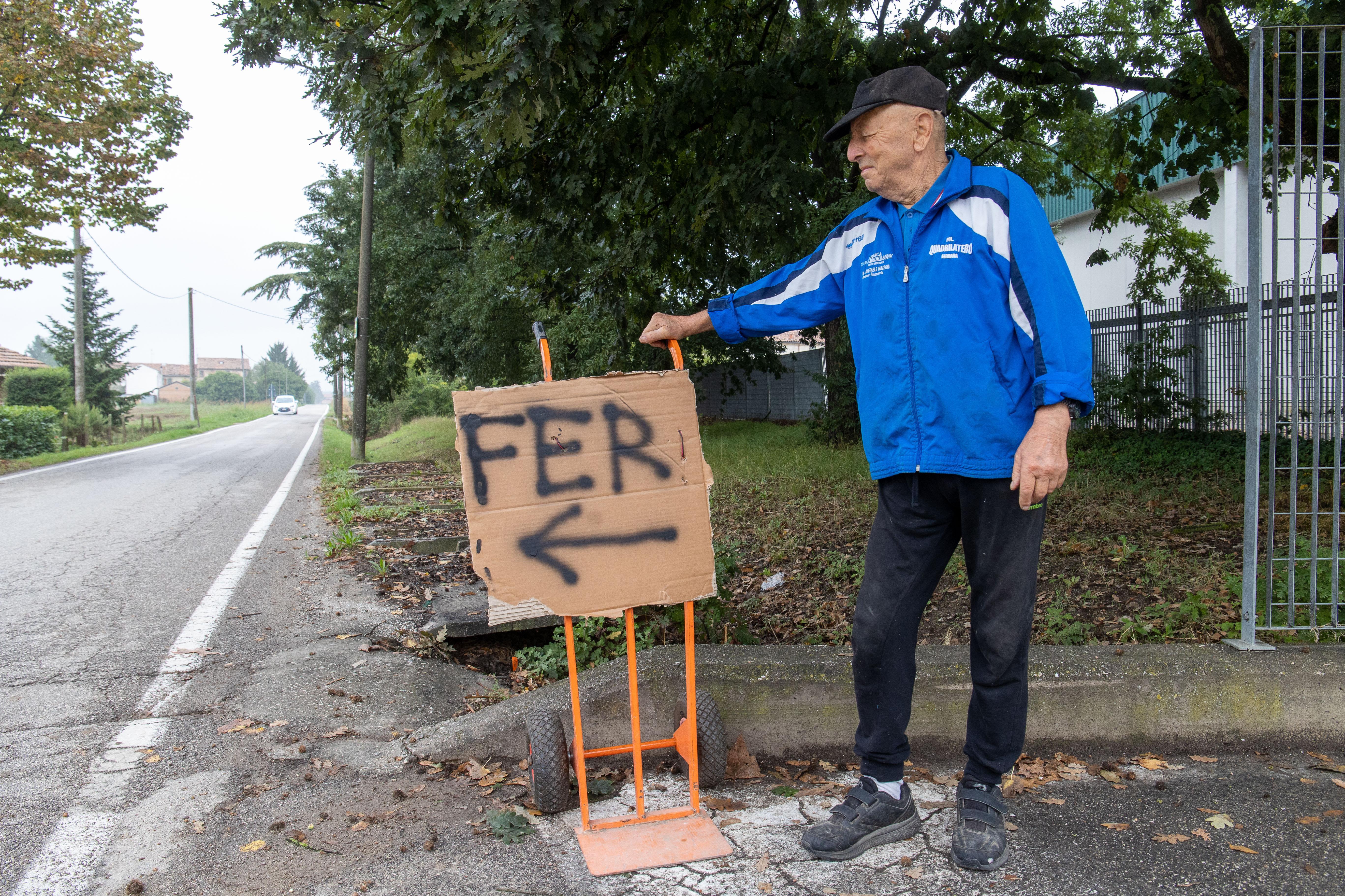 Caduta calcinacci, riaperta Statale 16 a Gorgo