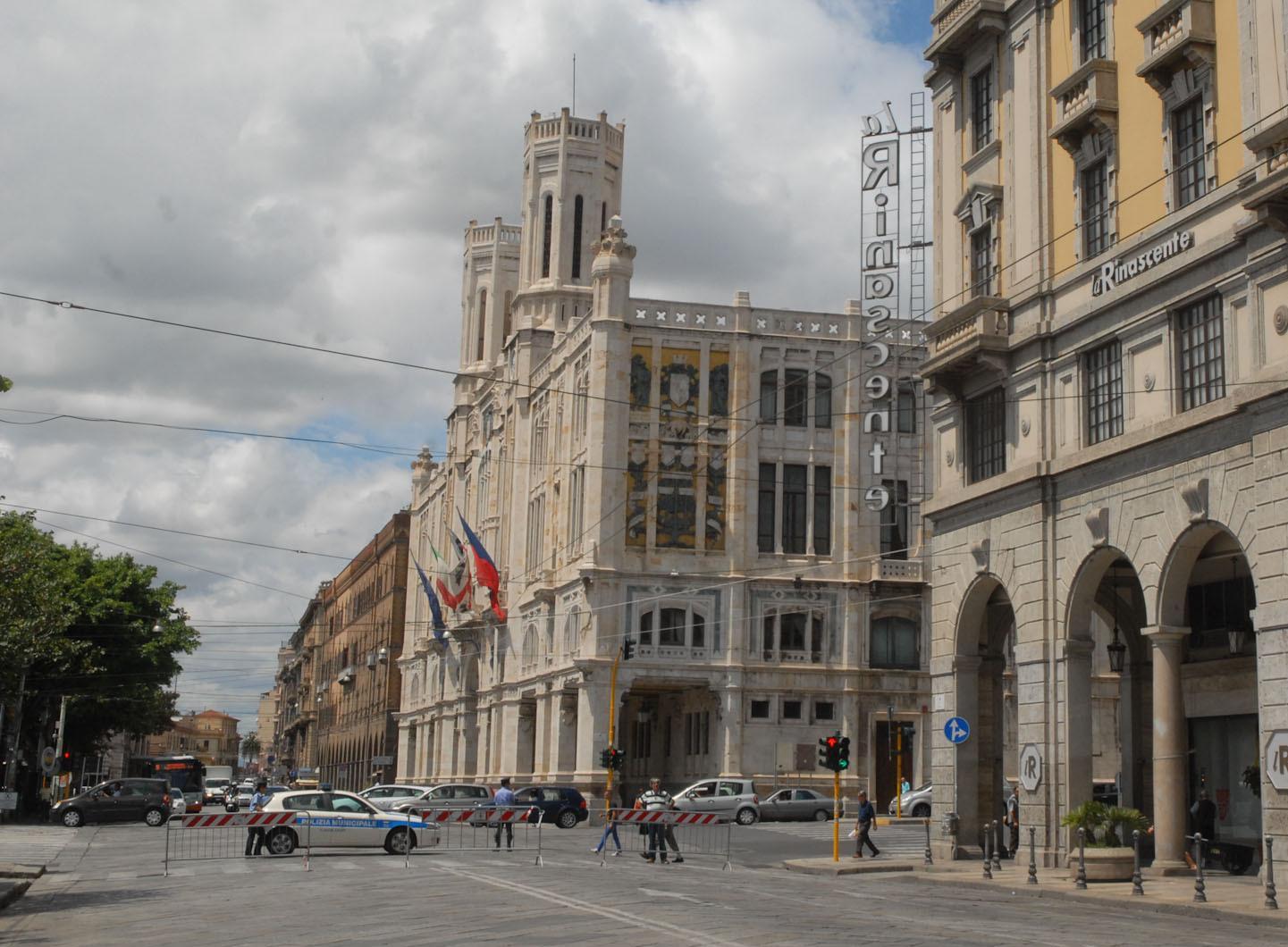 Cagliari, via Roma passeggiata sul lungomare: 45 giorni di lavori
