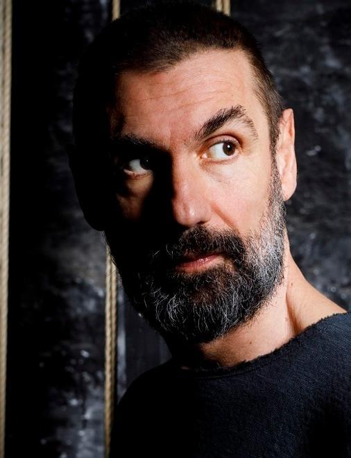 Gifuni racconta Moro e allo Storchi coinvolge e commuove  il pubblico 