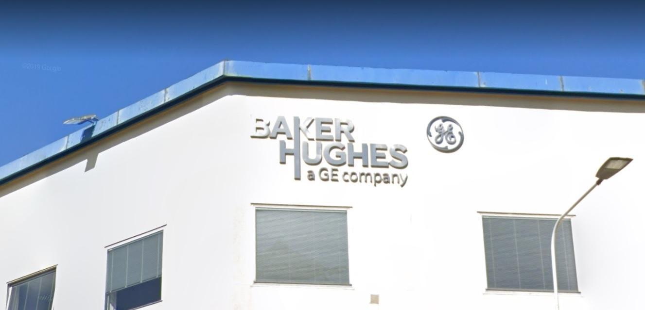 L’insegna dell’ex Nuovo Pignone ora Baker Hughes all’ingresso del quartier generale a Firenze