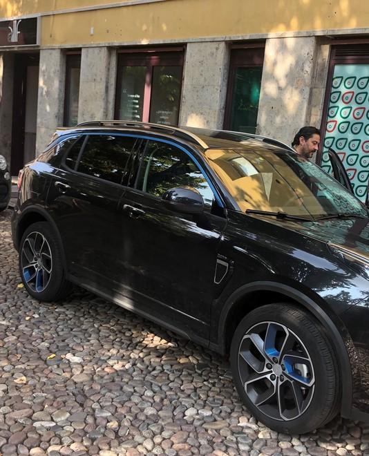Ferrara, la rabbia dello chef in centro: «Ztl vietata all’auto plug-in» 