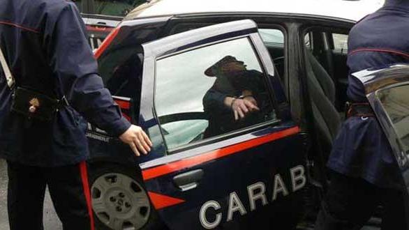 Spacciatore rientra in Italia, arrestato alla Frontiera