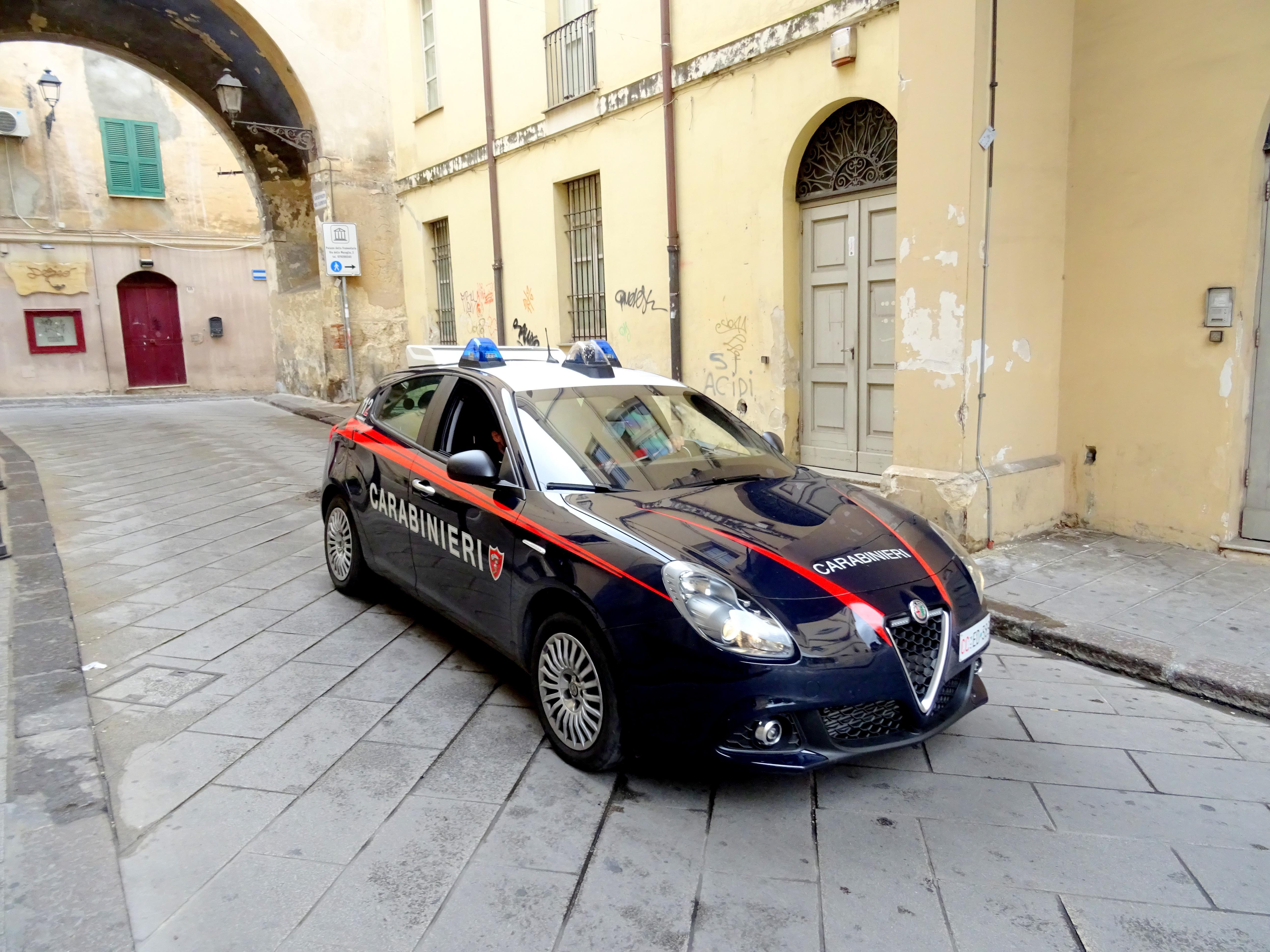 Sassari, l'atroce scherzo di una coppia ai familiari: "Mia moglie è morta, l'ho uccisa"