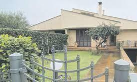 La villa della rapina ai danni di una pensionata poi colta da malore (foto Franco Silvi)