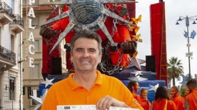 Da domani in regalo col Tirreno i poster con le foto dei carri