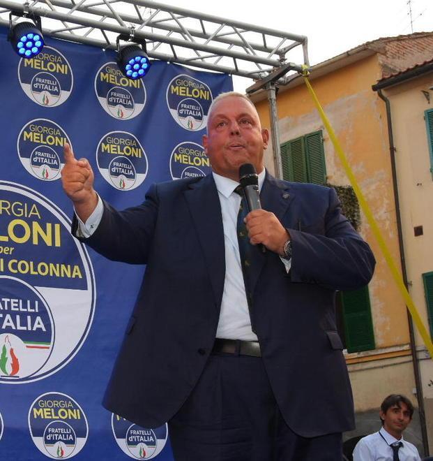 Vivarelli Colonna e il bene e il male «Così dimostra la sua insicurezza» 