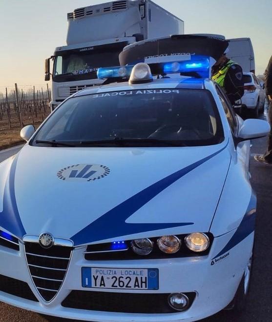 Senza patente e ubriaco multa di 5 mila euro